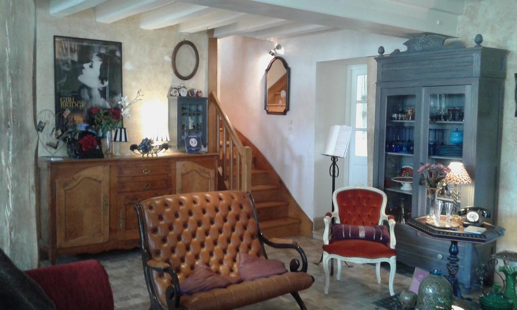 La Chaumiere Bed & Breakfast Ousson-sur-Loire ภายนอก รูปภาพ