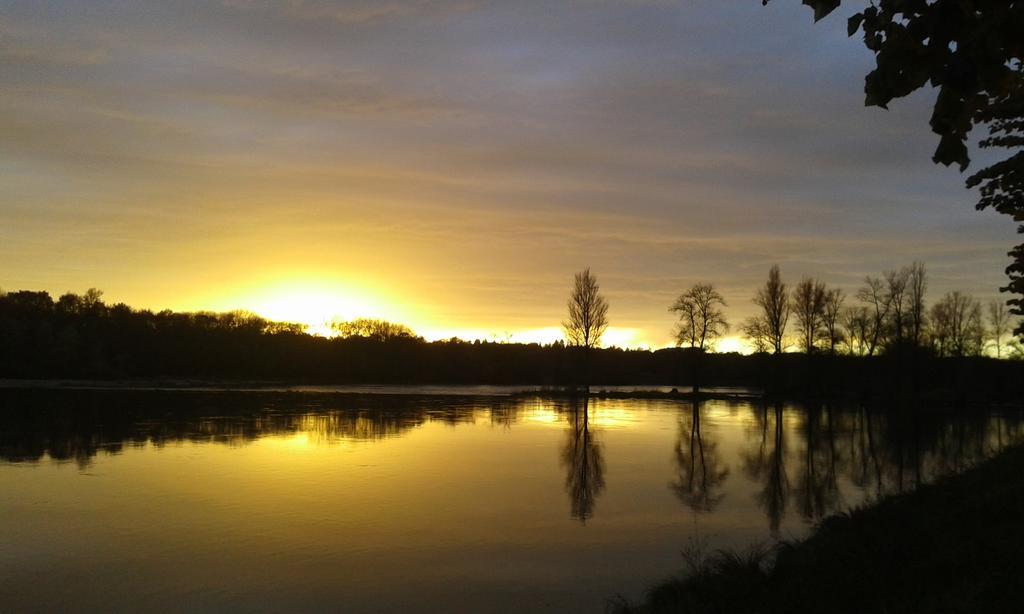 La Chaumiere Bed & Breakfast Ousson-sur-Loire ภายนอก รูปภาพ