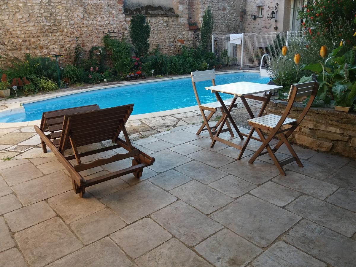 La Chaumiere Bed & Breakfast Ousson-sur-Loire ภายนอก รูปภาพ
